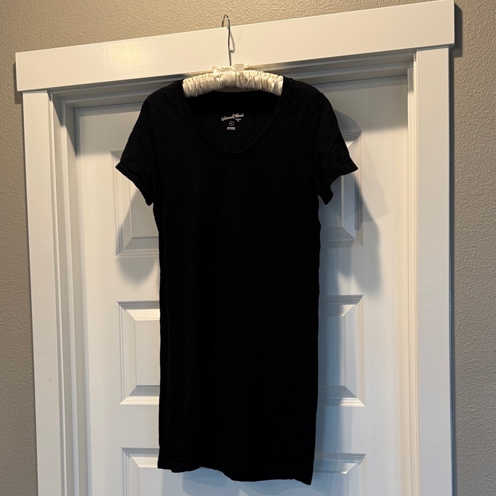 Universal Thread Black T-Shirt Dress